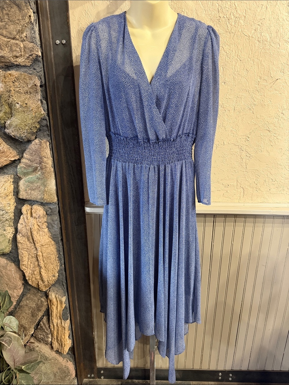 Anne Klein Periwinkle Blue Long Sleeve V-Neck Midi Dress